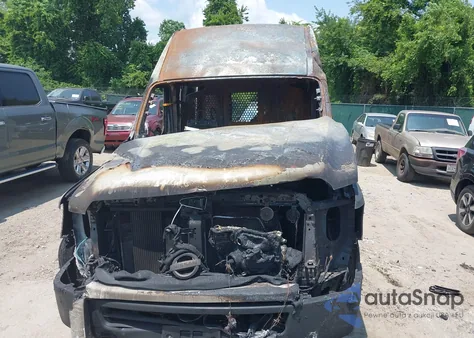 2021 Nissan Nv Cargo Nv2500 Hd Sv High Roof V6 from USA, damaged, VIN 1N6BF0LYXMN806801